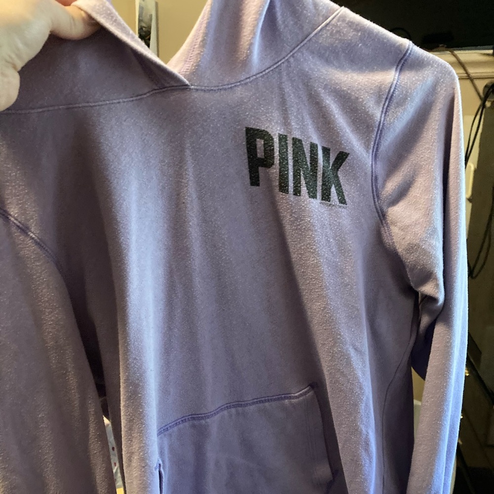 Pink sweatshirt VS